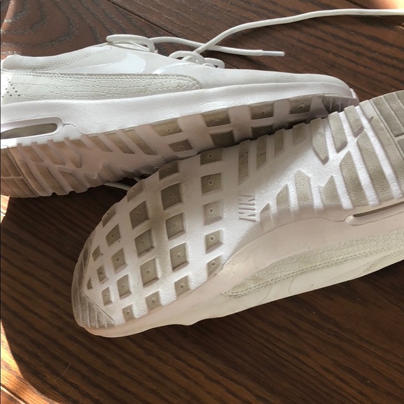 Nike sneakers - Picture 4 of 6